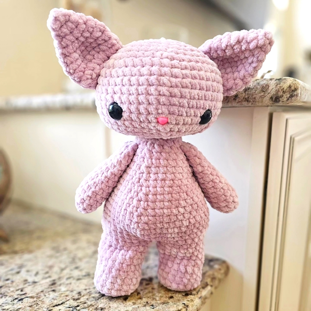 Amigurumi Weighted Pretty Little Kitty Plush